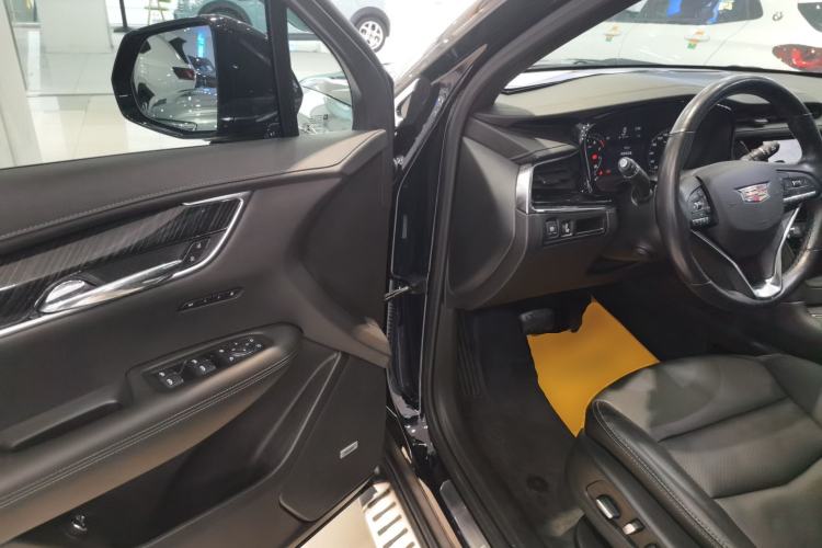 Used Cadillac XT6 2021 2.0T Six-Seater Four-Wheel-Drive Luxury Version