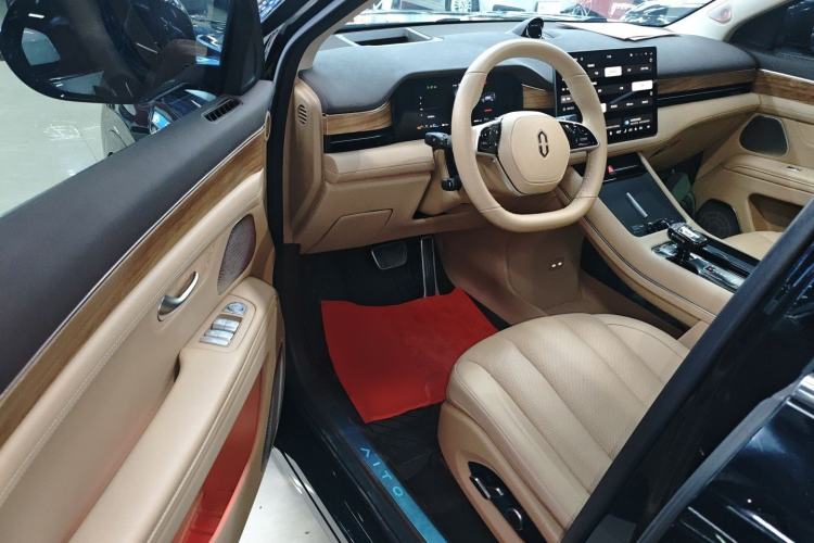 Used Hima AITO M7 2024 1.5T Intelligent Driving 4WD Pro Edition 5 Seats
