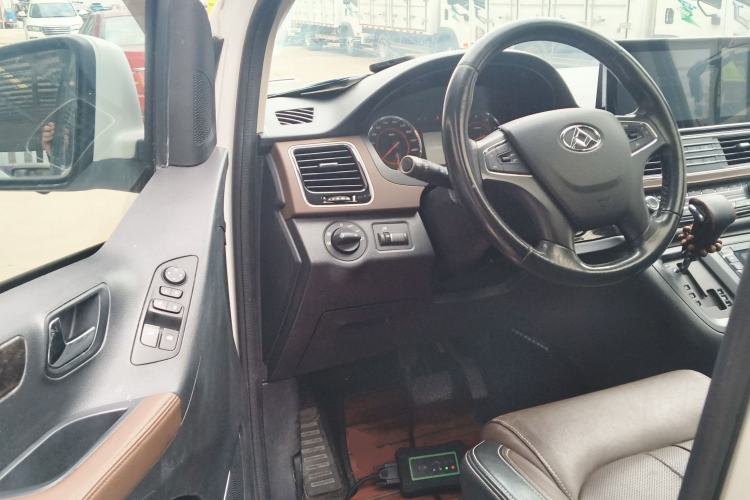 Used SAIC MAXUS G10 2016 2.0T Automatic Luxury Executive Edition