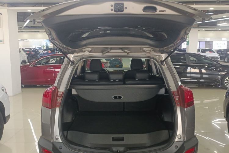 Used Toyota RAV4 2015 2.0L CVT Two-Wheel Drive Fashion Edition
