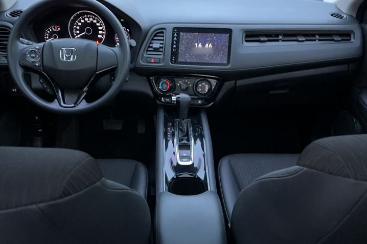 Used Honda Vezel 2020 1.5L CVT Pioneer Edition