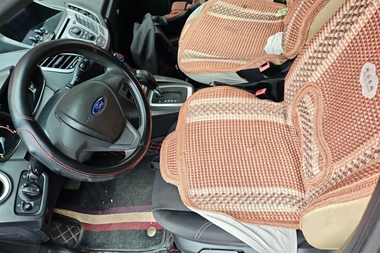 Used Ford Fiesta 2013 Hatchback 1.5L Automatic Fashion Edition
