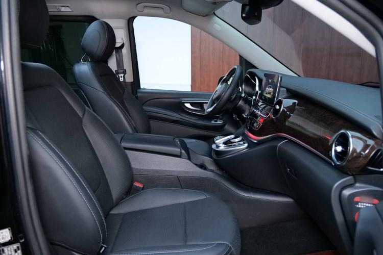 Used Mercedes-Benz V-Class 2018 V 260 L Prestige Extended Version China VI
