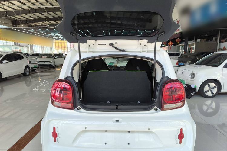 Used Roewe Clever 2021 302 km New Four-Seater Super-Efficient Version
