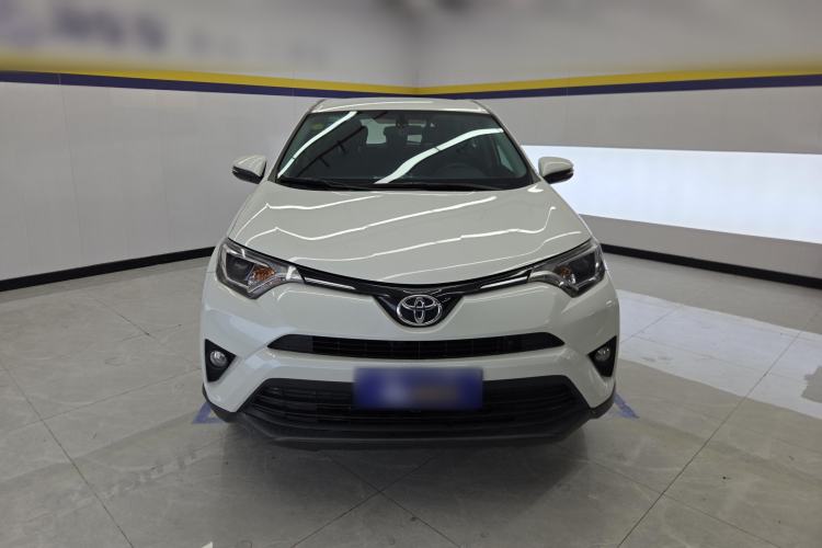 Used Toyota RAV4 2016 2.0L CVT Two-Wheel Drive Urban Edition China V Standard
