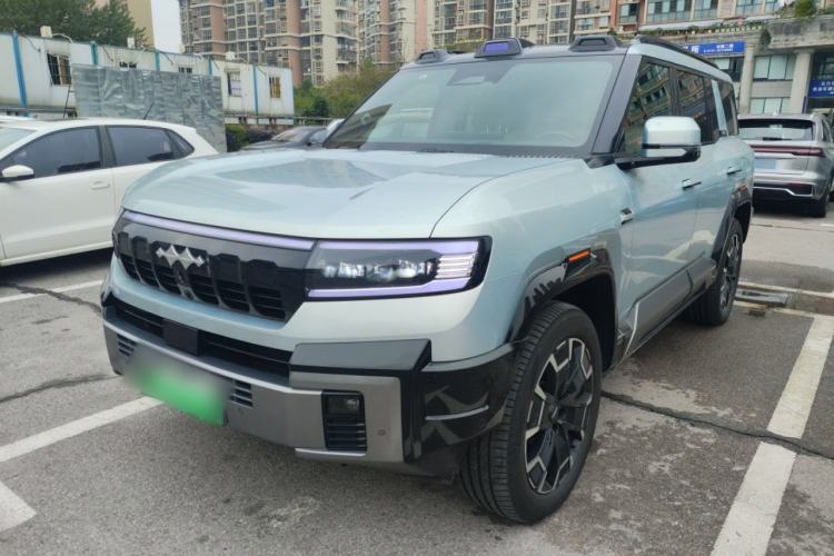 Used  Leopard 8 2025 Smart & Brave Flagship Edition 7 Seats
