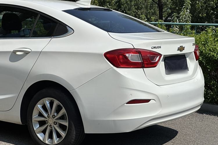 Used Chevrolet Cruze 2017 1.5L Automatic Xuanfeng Edition
