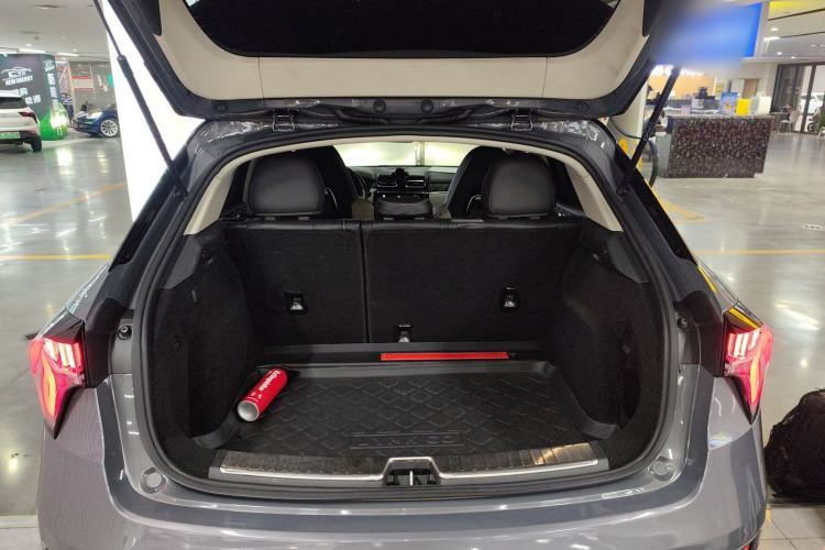 Used Lynk & Co 02 2018 1.5T DCT Two-Wheel Drive Zhaopu Version China V Standard
