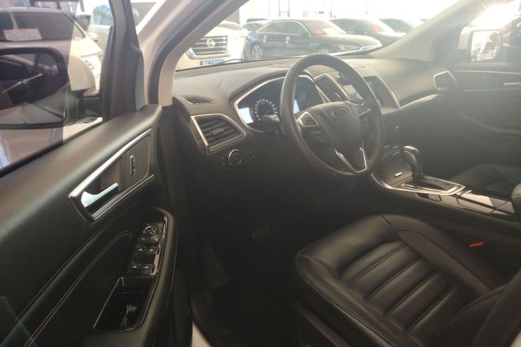 Used Ford Edge 2018 EcoBoost 245 Two-Wheel-Drive Titanium 7-Seater China V Standard
