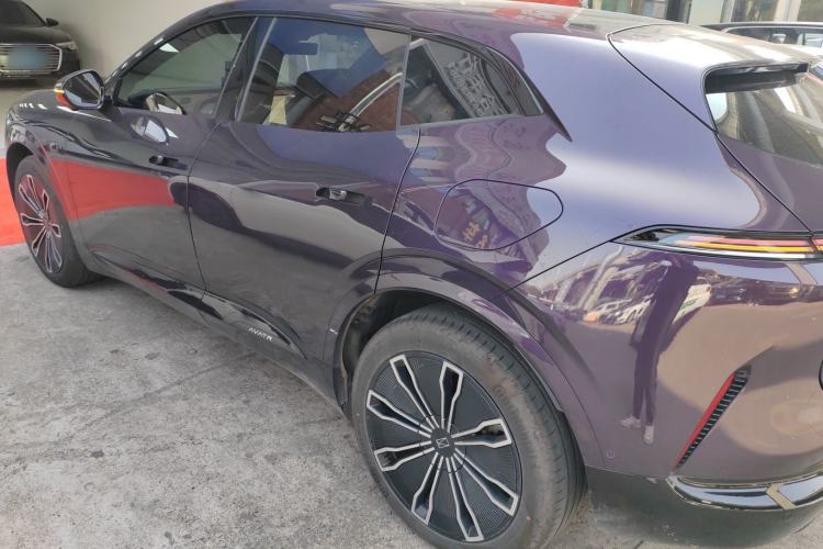 Used  07 2024 Max Extended-Range Edition
