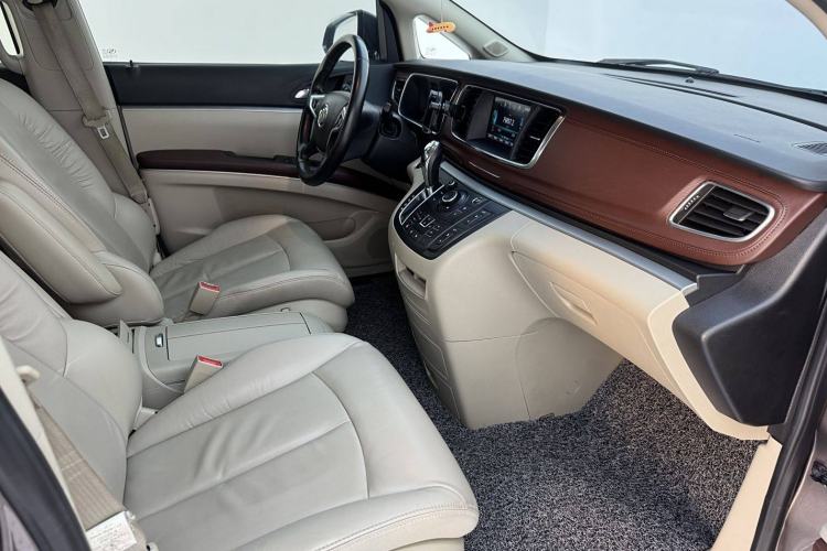 Used Buick GL8 2017 25S Luxury Version China V Standard
