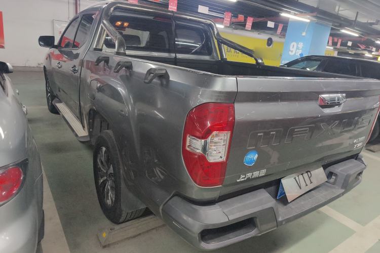 Used SAIC MAXUS T70 2021 2.0T Diesel Automatic Two-Wheel Drive Elite Version with Long Bed and High Ground Clearance