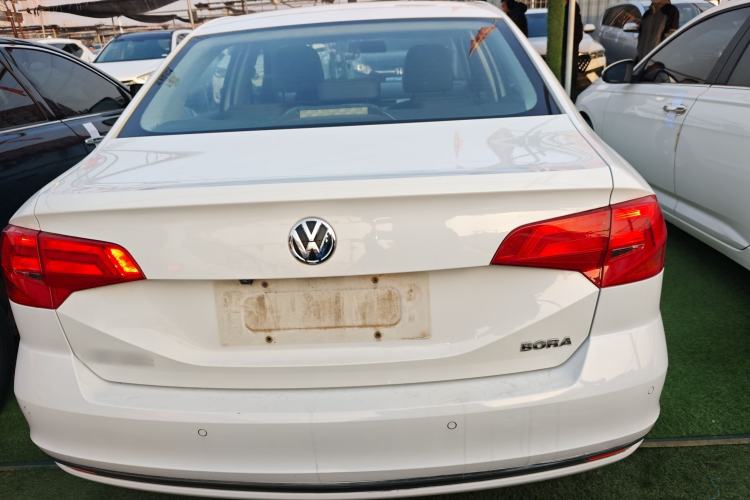 Used Volkswagen Bora 2017 1.6L Automatic Comfort Model
