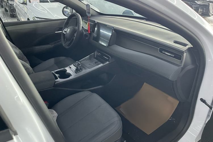 Used BYD Qin PLUS 2025 DM-i Smart Drive 55KM Leading Model
