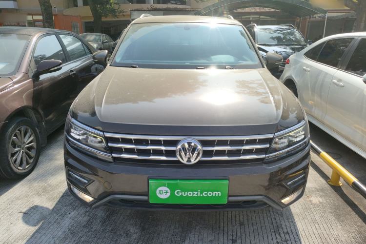 Used Volkswagen Tiguan L 2017 380TSI Automatic All-Wheel-Drive Luxury Edition
