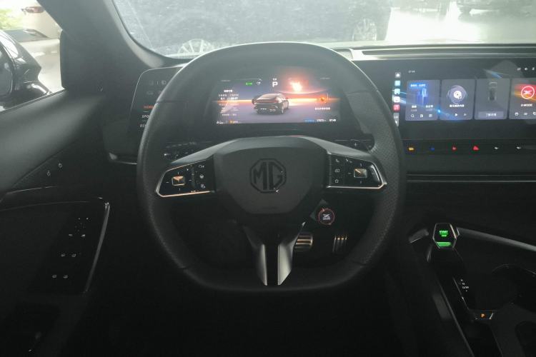 Used MG 7 2023 2.0T Automatic Trophy+ Ignition Glory Edition
