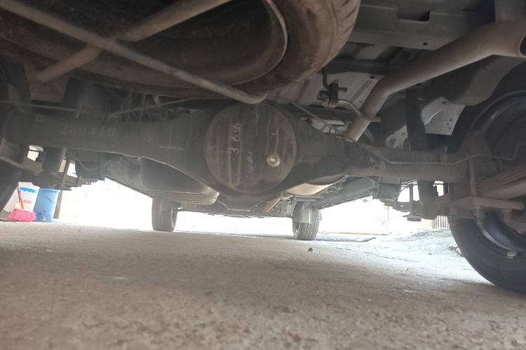 Used Jinbei Gold Hiace M Classic 2023 1.5L Travel Lion Passenger Vehicle 5/6/7 Seats
