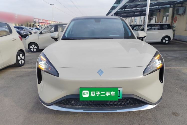 Used Baojun Baojun E6 
