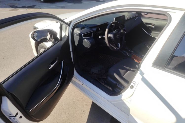 Used Toyota Corolla 2021 Dual-Motor 1.8L E-CVT Elite Edition
