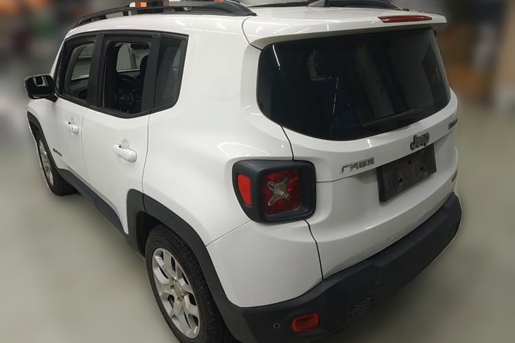Used  Renegade 2017 180T Automatic Jingneng Edition
