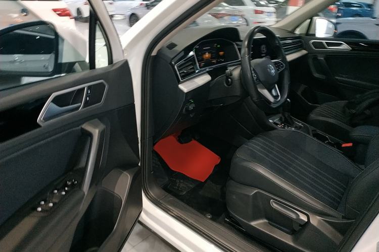 Used Volkswagen Tiguan L 2023 330TSI Automatic Two-Wheel Drive Comfort Edition
