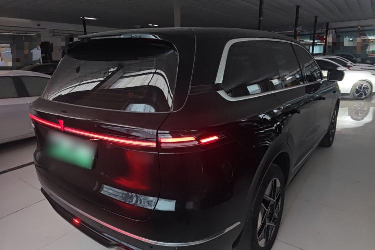 Used  S09 2025 Four-Wheel-Drive Ultra
