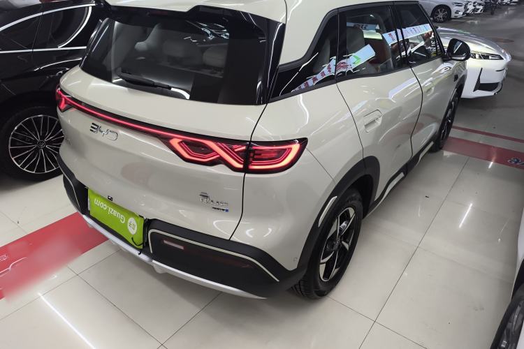 Used BYD Yuan UP 2025 Intelligent Driving Version 401 km Leading Edition