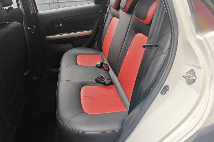 Used Haval H1 2016 Red-Label 1.5L AMT Luxury Model
