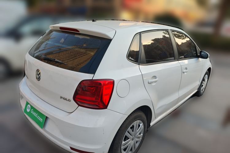 Used Volkswagen Polo 2016 1.4L Manual Fashion Model
