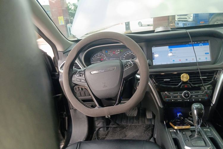 Used Venucia T90 2017 2.0L CVT Smart Edition
