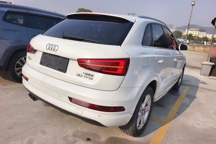 Used Audi Q3 2017 30 TFSI Fashion Model
