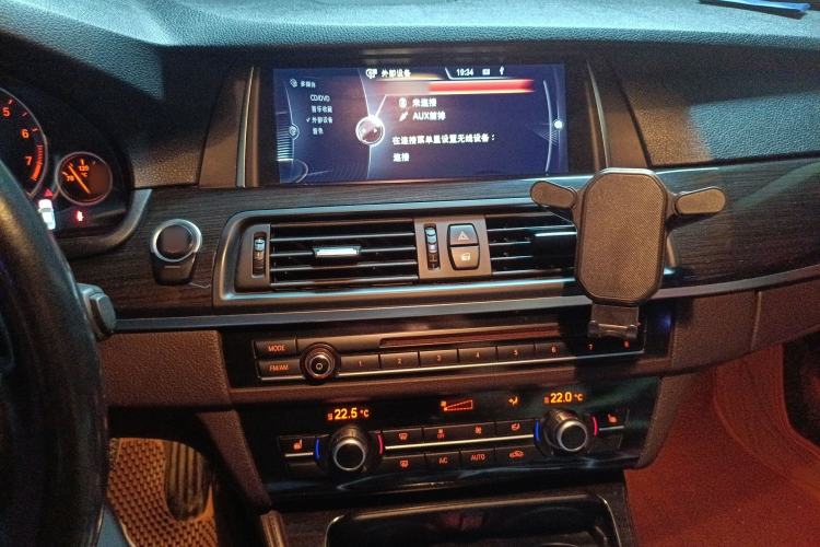 Used BMW 5 Series 2014 525Li Luxury Design Package
