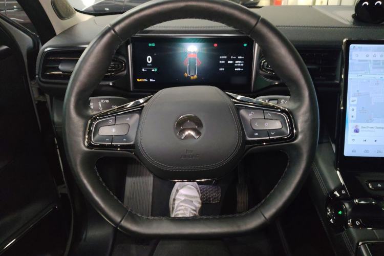 Used Nio ES8 2020 415 km Range 6-Seater Version
