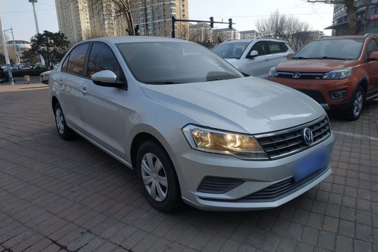 Used Volkswagen Jetta 2017 1.4L Manual Fashion Edition
