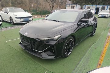 Used Changan UNI-V 2022 1.5T Smart Navigation Version