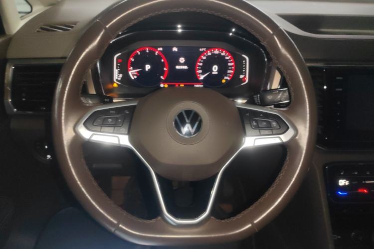 Used Volkswagen Viloran 2020 380TSI Prestige Edition
