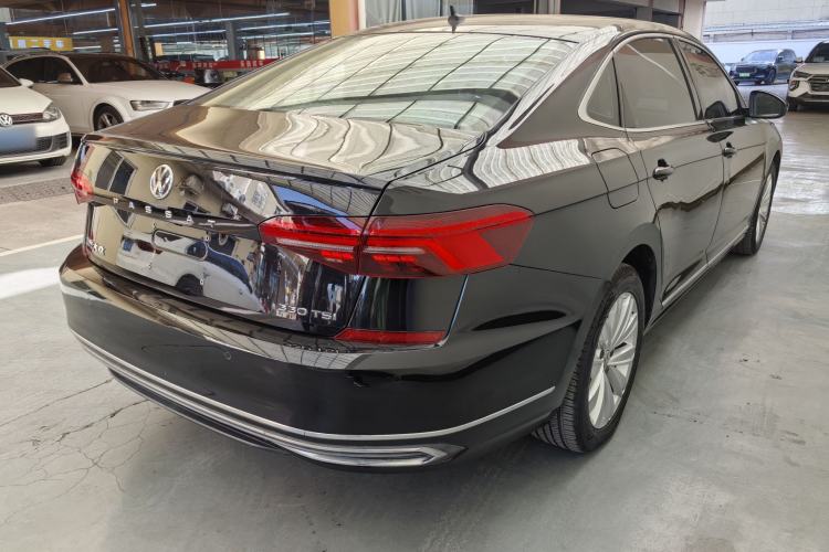 Used Volkswagen Passat 2019 330TSI Elite Edition China VI
