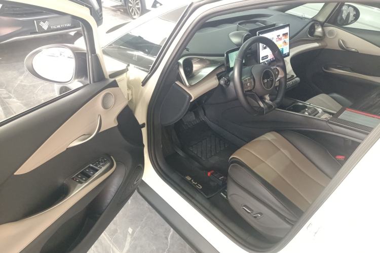 Used BYD Dolphin 2023 420 km Fashion Edition
