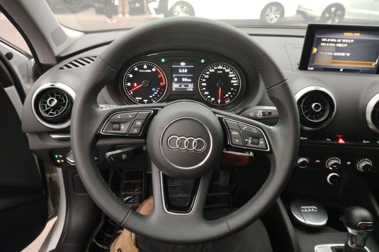 Used Audi A3 2020 Limousine 35 TFSI Fashion Edition China VI Emission Standard
