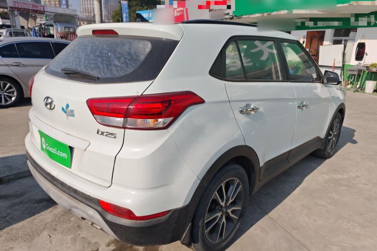 Used Hyundai ix25 2017 1.4T Automatic Smart Version
