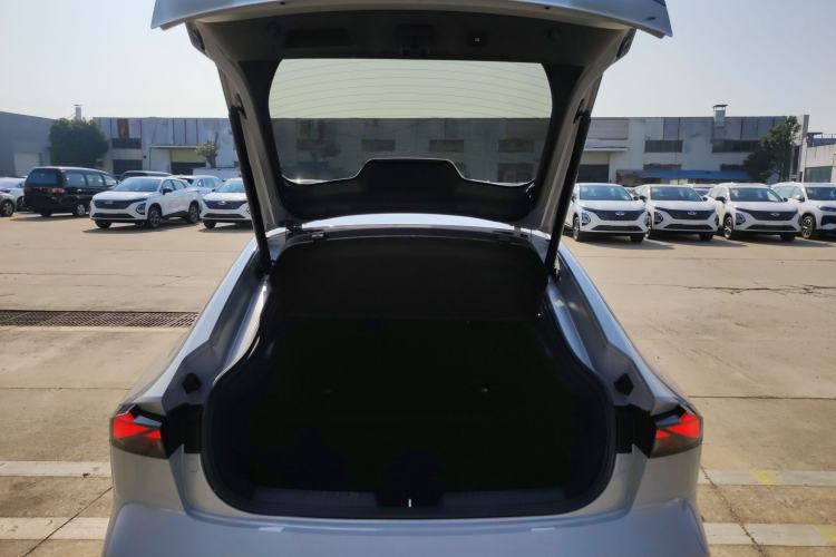 Used Changan UNI-V 2023 2.0T Leading-Speed Edition
