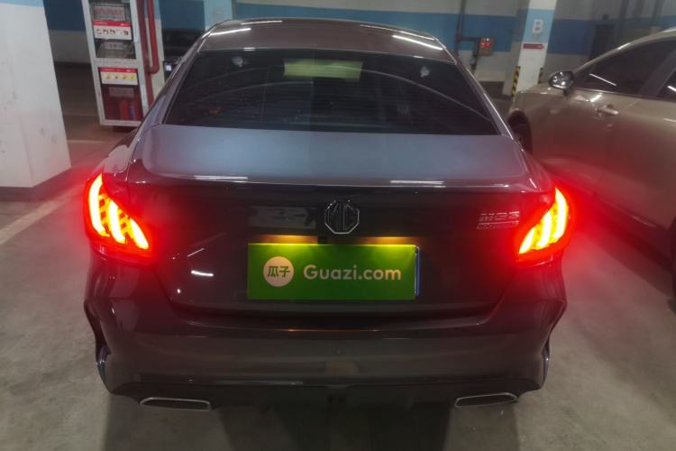 Used MG 5 2022 180 DVVT CVT Youth Luxury Edition
