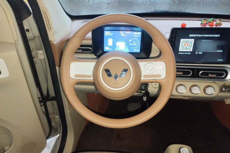 Used Wuling Hongguang MINIEV 2024 3rd Generation 215km Youth Edition
