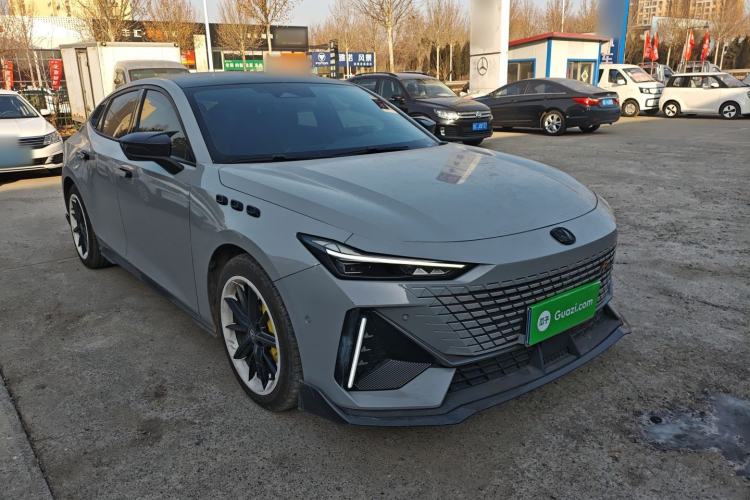 Used Changan UNI-V 2022 1.5T Smart Navigation Version