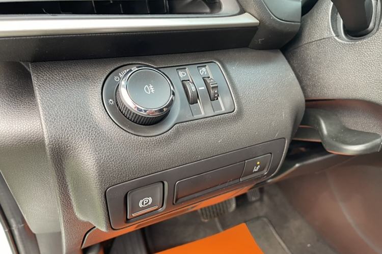 Used Buick GL6 2019 18T 6-Seater Connected Luxury Version China V Standard
