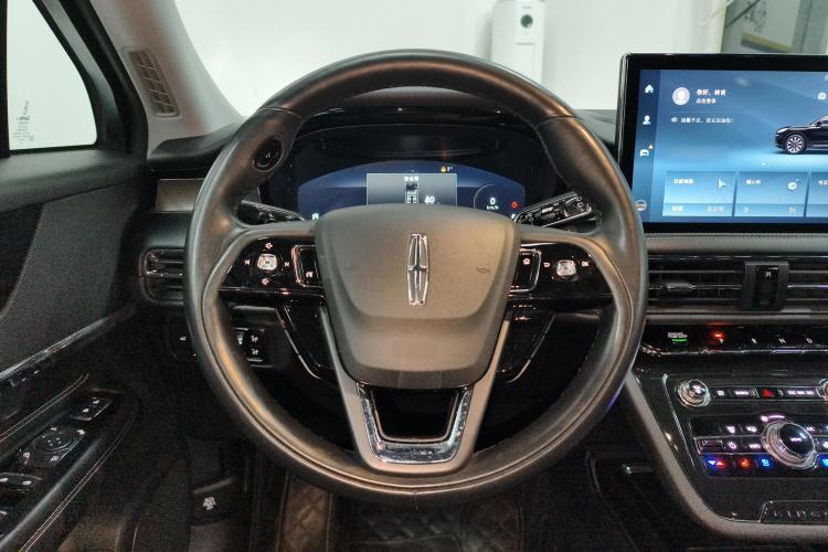 Used Lincoln Corsair 2022 2.0T Two-Wheel Drive Deluxe Edition
