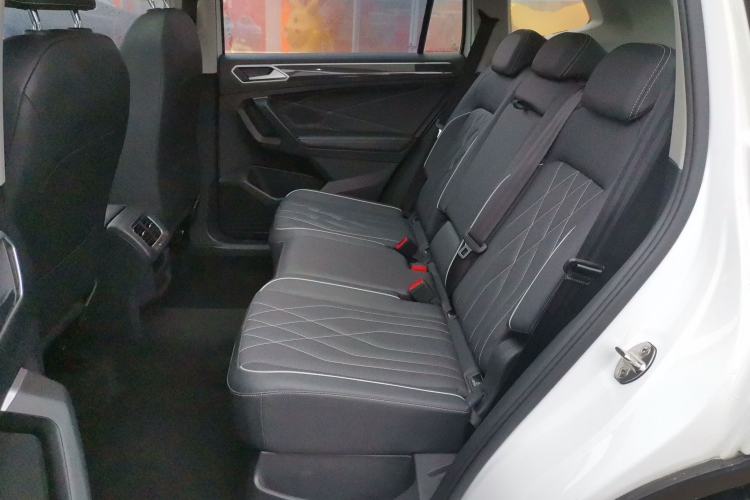 Used Volkswagen Tiguan L 2024 300TSI Automatic Two-Wheel Drive Smart Edition
