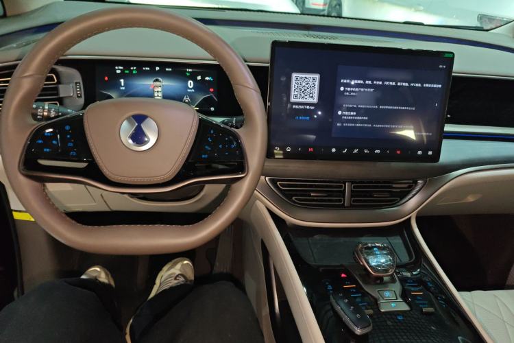 Used Denza D9 2022 DM-i 970 Four-Wheel Drive Flagship Model