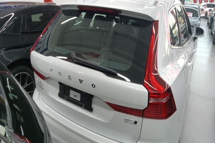 Used Volvo XC60 2023 B5 4x4 Smart Luxury Edition