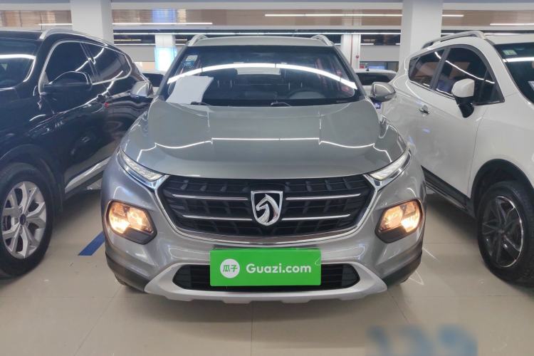 Used Baojun 510 2017 1.5L Automatic Fashion Model
